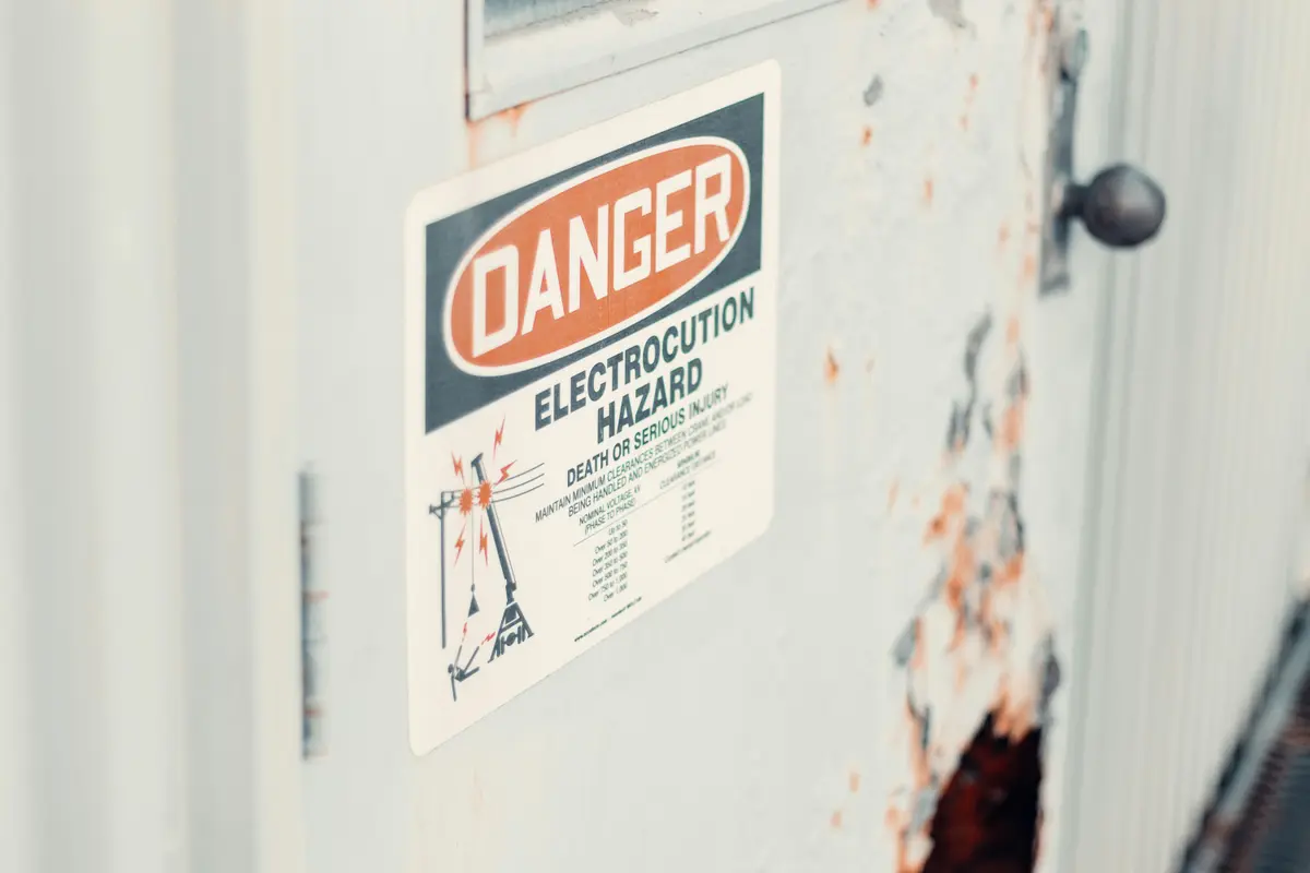 Motor Overload Protection: Complete Sizing Guide with Charts & Selection Criteria