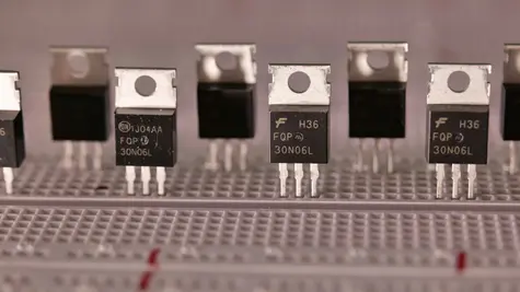 Transistors Explained: BJTs, MOSFETs & IGBTs with Real Part Comparisons